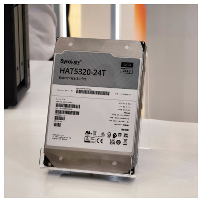 DISCO DURO INTERNO SYNOLOGY ENTERPRISE 3.5 24TB SATA3 6GB/S 7200RPM 1 GB (CACHE) HOT-PLUG SOLO PARA EQUIPOS HAT5320-24T