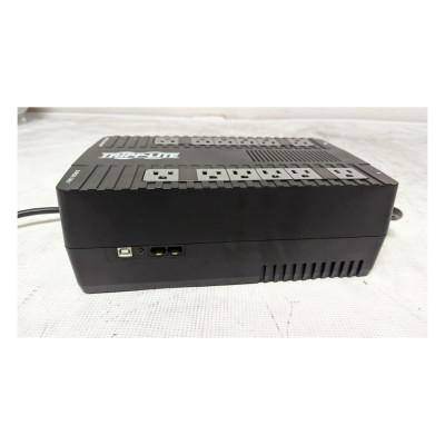 NO BREAK TRIPP-LITE AVR750U 12 CONTACTOS C/R. GARANTIA LIMITADA POR 1 AñO.