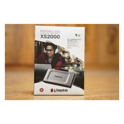 UNIDAD DE ESTADO SOLIDO KINGSTON EXTERNO XS2000 1TB USB 3.2 GEN 2X2 LECT.2.000/ESCRIT.2.000 MB/S CONECTOR TYPE-C SXS2000/1000G